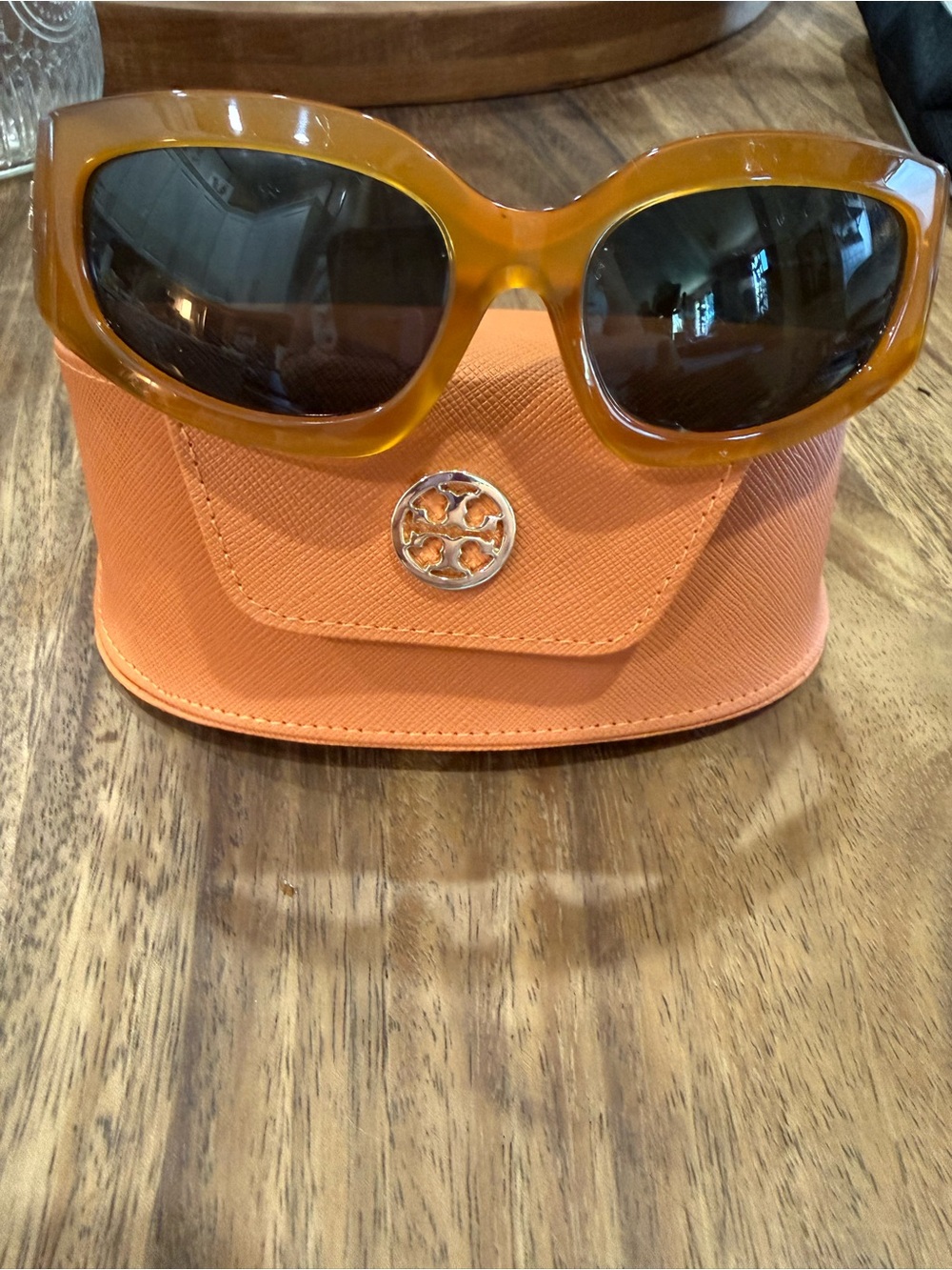 Tory Burch Amber Tortoiseshell Sunglasses with Orange Logo Case